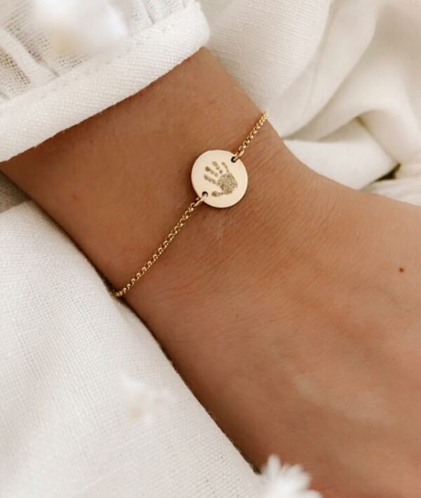 Pulsera con Grabado de Huella de Mano Personalizada - Imagen 2